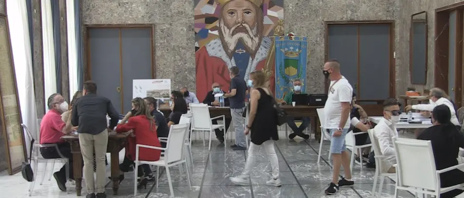 Cosenza, presentate le prime liste. Ambrogio correrà con Caruso