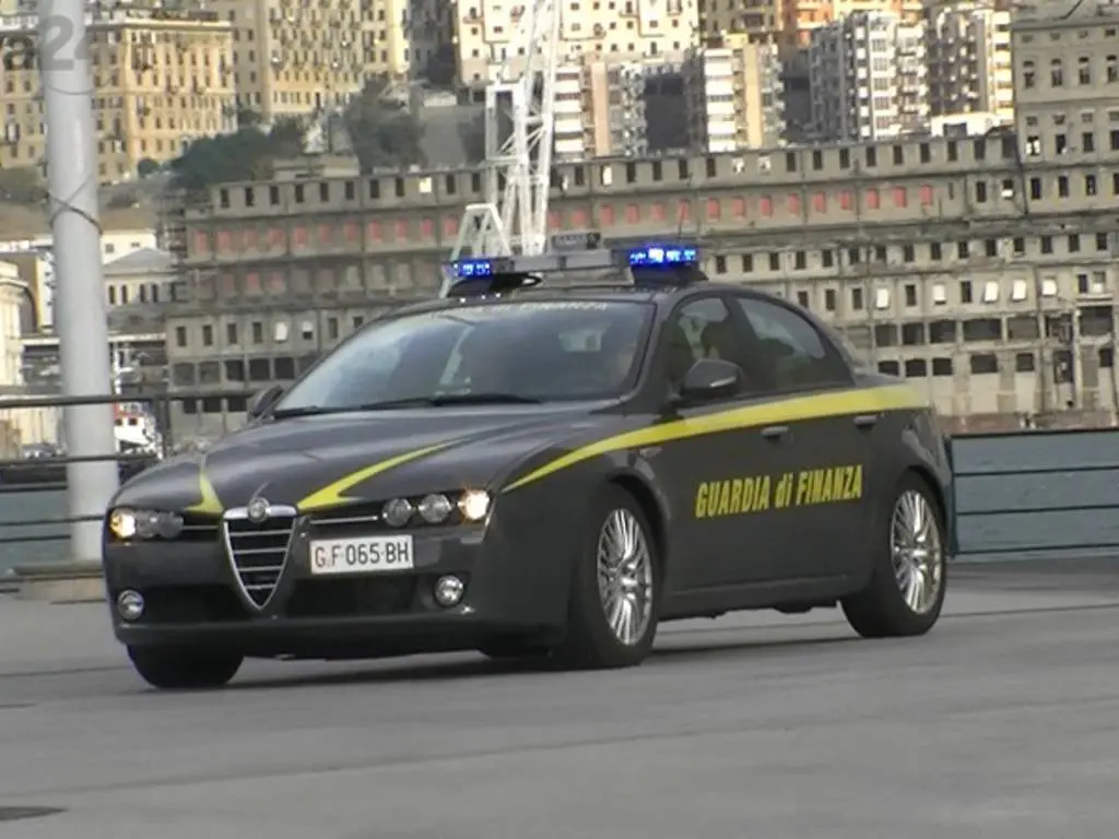 Napoli, sequestrati 3,3 milioni di prodotti contraffatti o non sicuri