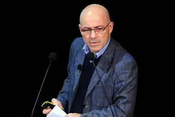 Apertura al nucleare e ambientalisti 'radical chic', bufera su Cingolani