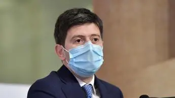 Obbligo vaccinale, Speranza: \"Non lo precludiamo se necessario\"