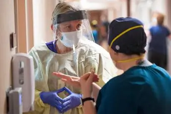 Covid Lazio, cure a no vax: ipotesi memo con costi