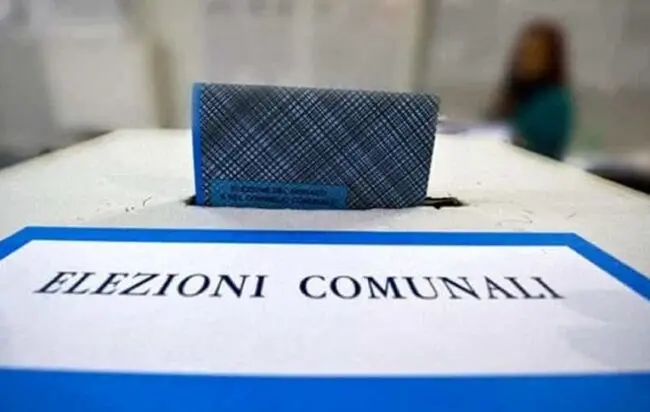 Cosenza, almeno 20 seggi senza presidenti: scoppia il caso prima del voto