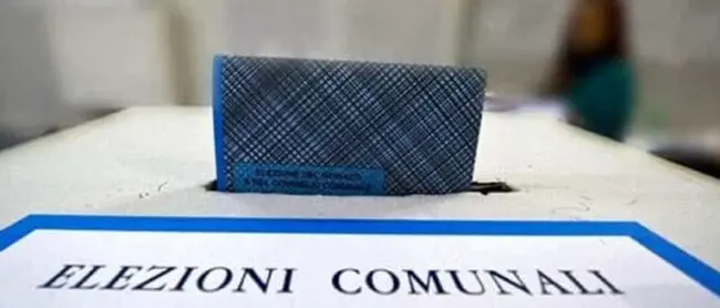 Cosenza, almeno 20 seggi senza presidenti: scoppia il caso prima del voto