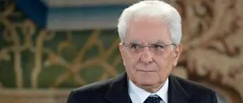 Covid oggi Italia, Mattarella: \"Vaccinazione è dovere morale\"