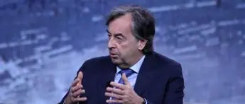 Burioni: \"Vaccinati contagiano come non vaccinati? Bugia\"