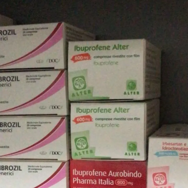 Le farmacie in provincia di Cosenza in difficoltà per la mancanza di antinfiammatori e antipiretici