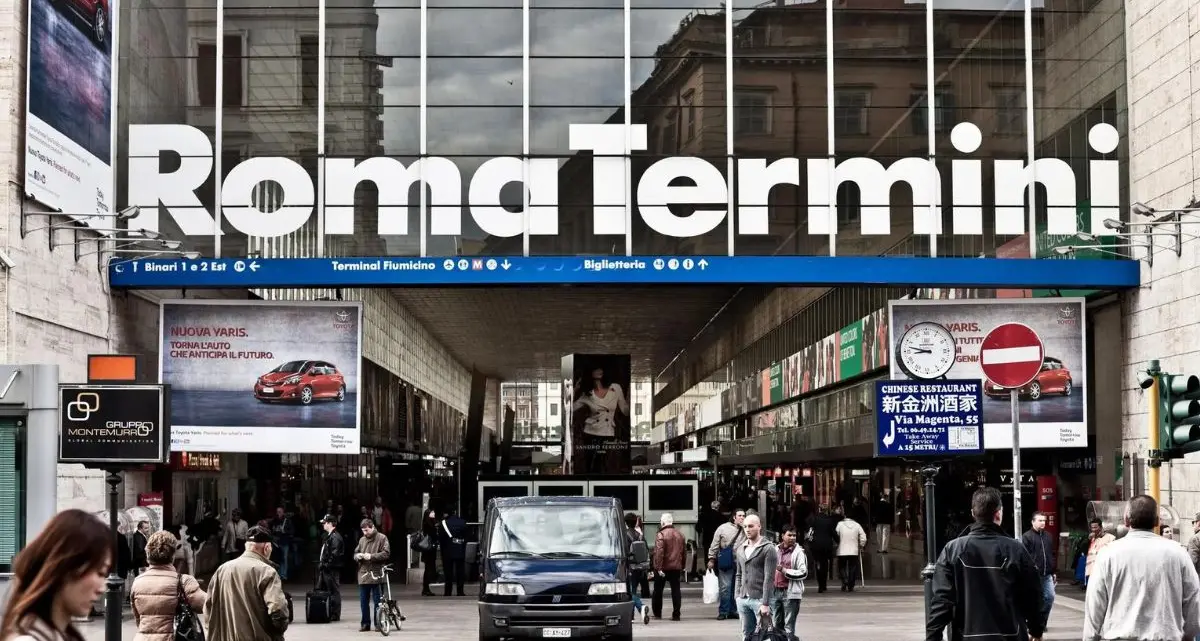 Furti nello store di Termini, indagati 21 tra Polfer e carabinieri: ammanco da 184mila euro\n