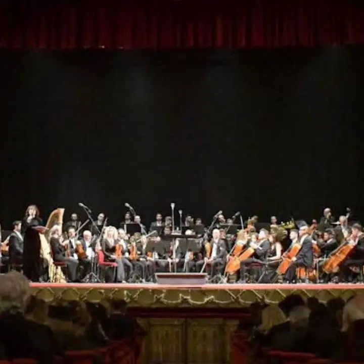 Cosenza, Rendano stracolmo per il concerto di Capodanno