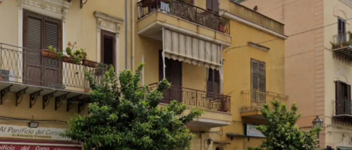 Insegnante elementare strangolata dalla figlia minorenne