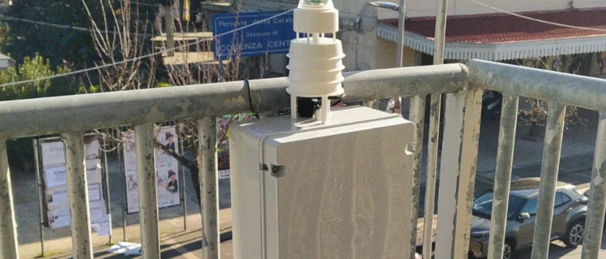 Cosenza, installato un sensore per rilevare l'inquinamento atmosferico e acustico