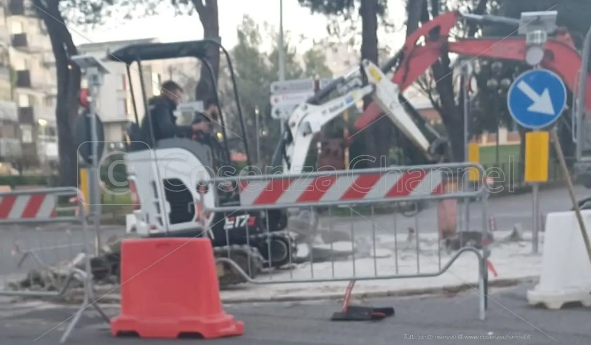 Opere pubbliche, nell'area urbana prevale la politica del rattoppo | VIDEO