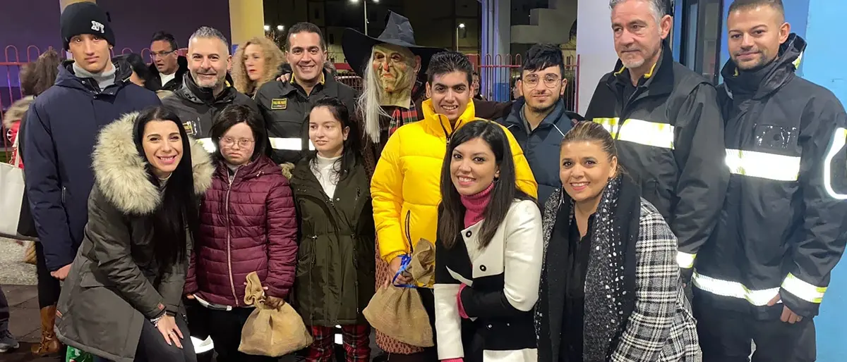 Cosenza, a via Popilia arriva la Befana dei Vigili del Fuoco