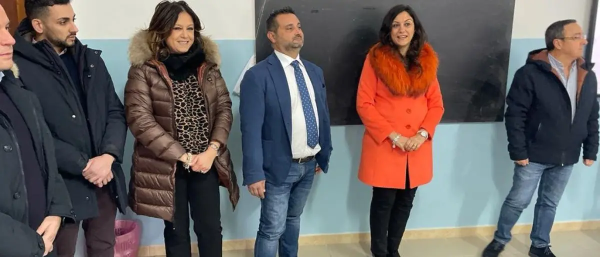 Acquappesa, la scuola torna agibile dopo la mareggiata