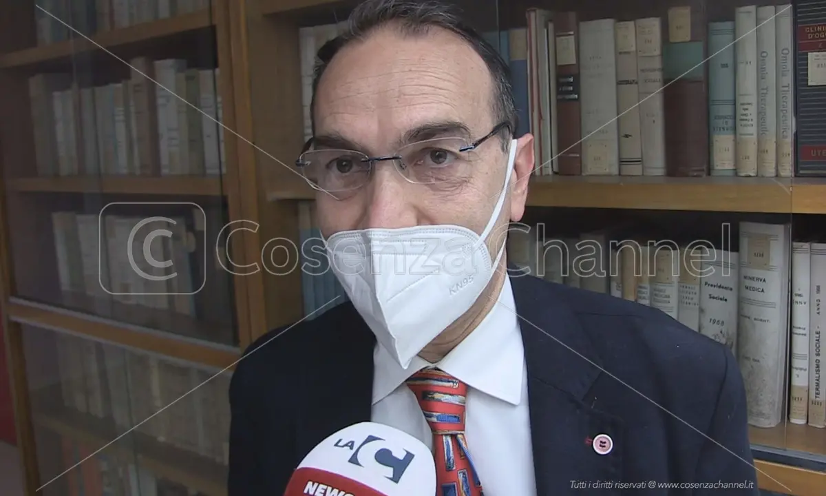 Azienda ospedaliera di Cosenza, Barbato pronto a lasciare la direzione sanitaria