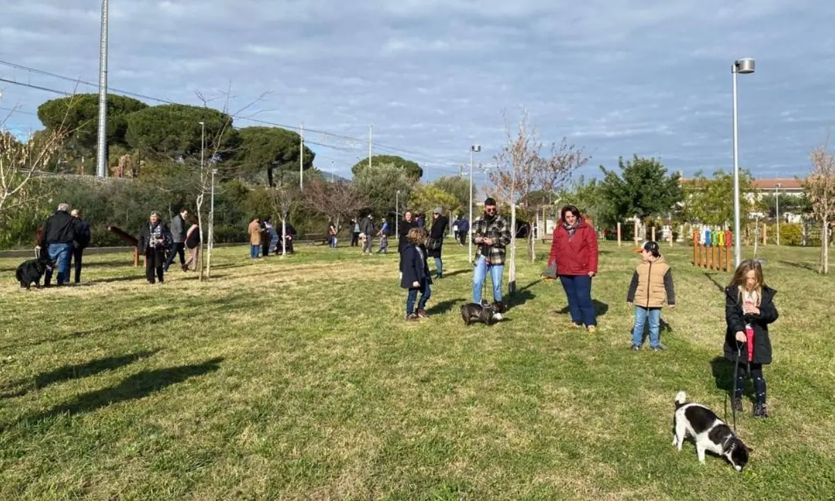 Roseto Capo Spulico, inaugurata l'area di sgambamento per cani