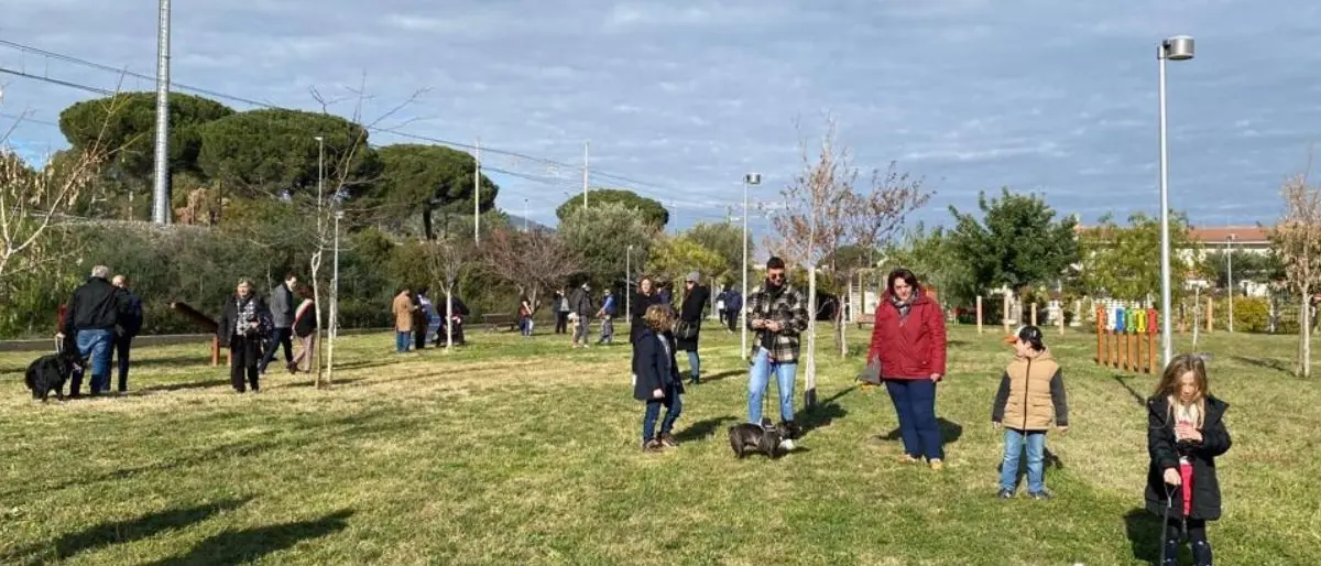 Roseto Capo Spulico, inaugurata l'area di sgambamento per cani