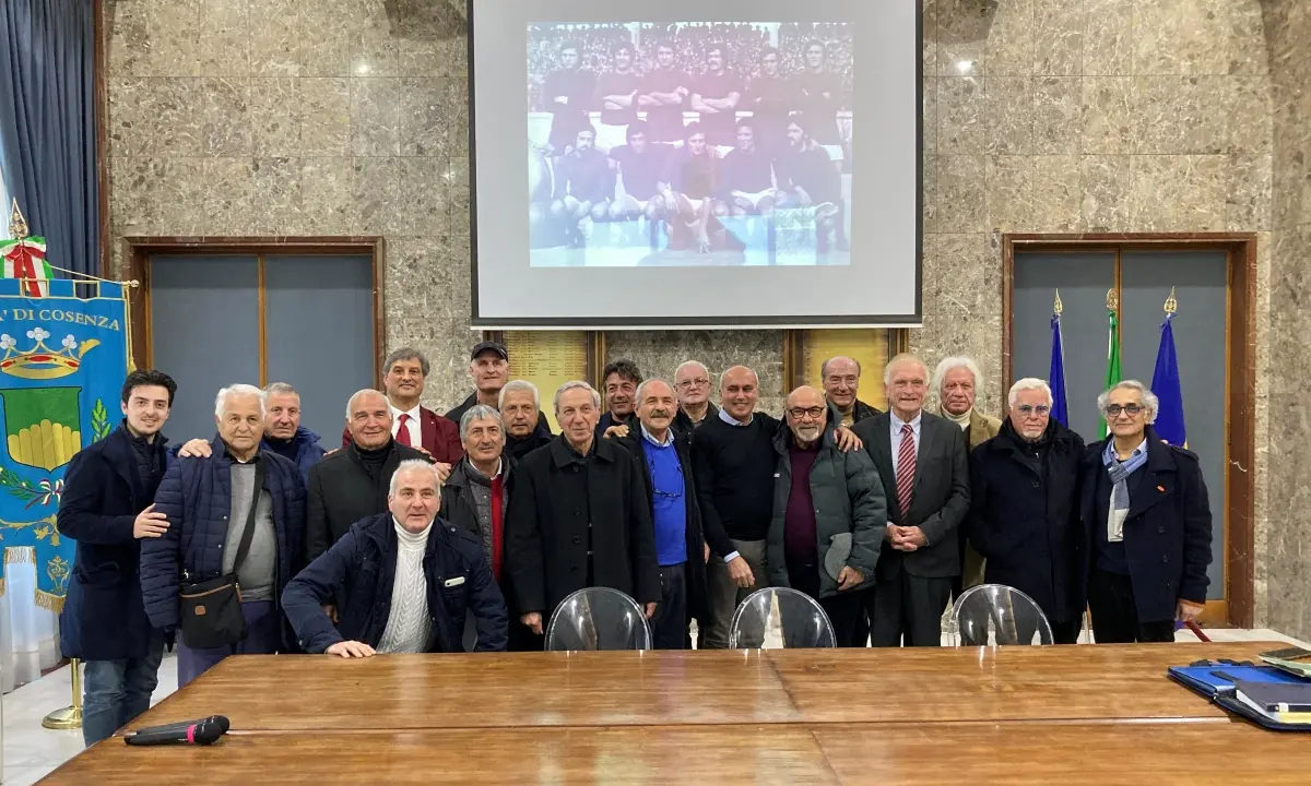 Cosenza, a Palazzo dei Bruzi i protagonisti del calcio dilettantistico degli anni Sessanta e Settanta