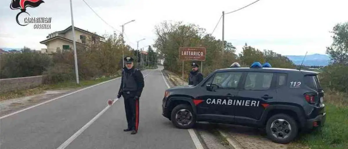 Lattarico, 20enne finisce ai domiciliari per aver modificato una pistola giocattolo