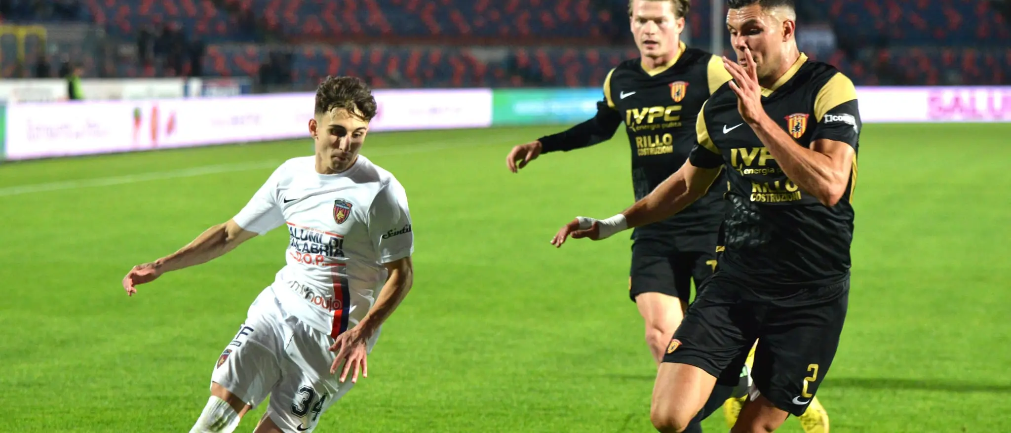 Cosenza-Benevento, pagelle: la difesa tiene bene, Larrivey impalpabile