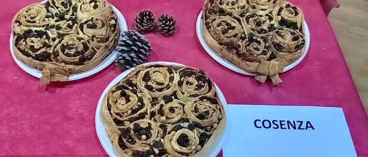 San Giovanni in Fiore, pitta 'mpigliata superstar anche per gli chef stellati