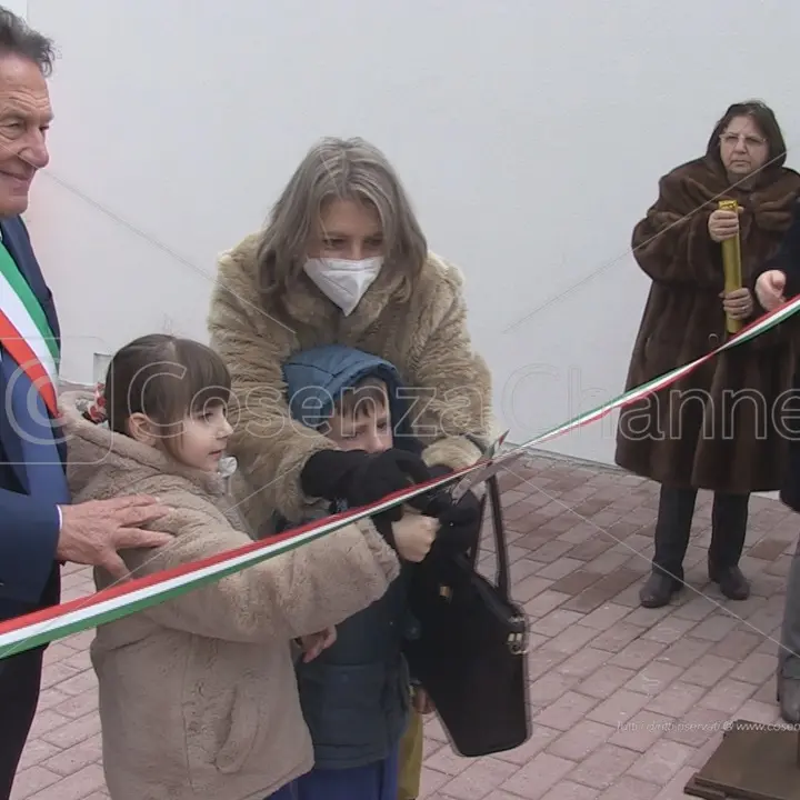 Inaugurata a Rende la scuola primaria priva di barriere architettoniche | VIDEO