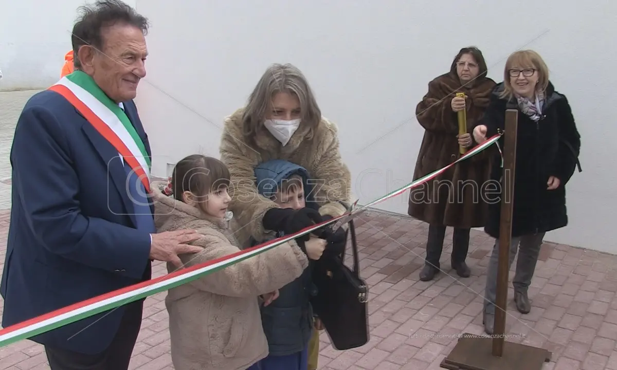 Inaugurata a Rende la scuola primaria priva di barriere architettoniche | VIDEO