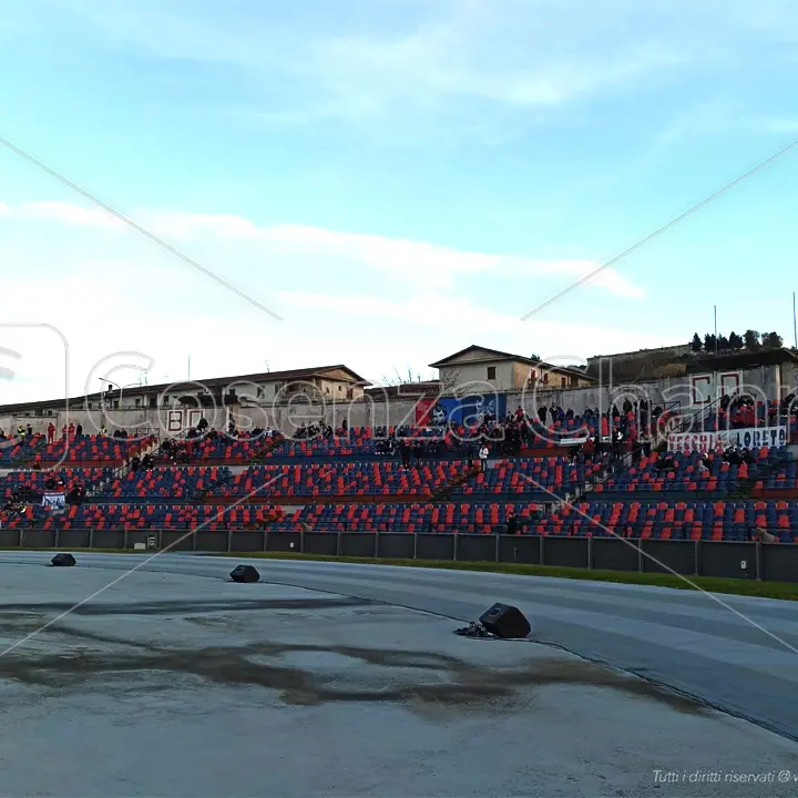 Cosenza, il Marulla vuoto sfiora il record negativo di presenti dell'era Guarascio