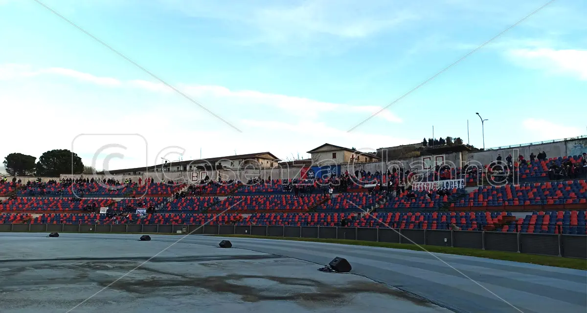 Calciomercato Cosenza, sistemati i dettagli per Emmausso e Ciotti: le durate dei contratti\n