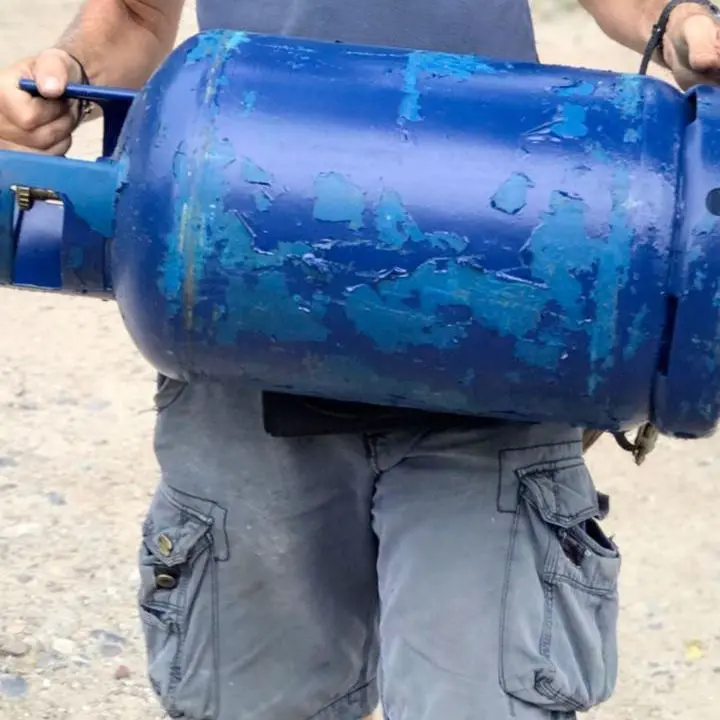 Bombola di gas esplosa in una casa a Castrolibero, assolti i due imputati