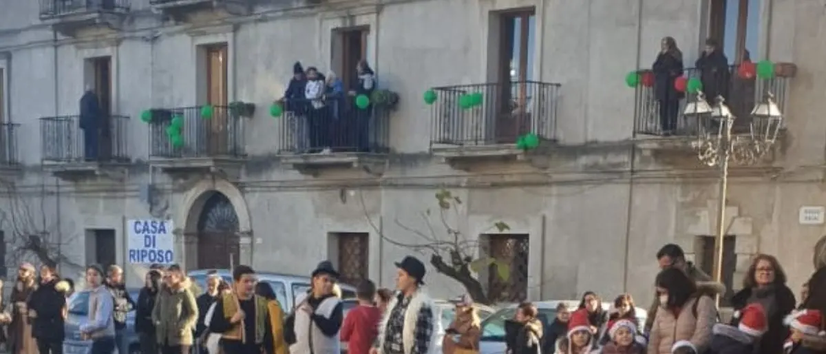 Basso Jonio, il presepe vivente dei ragazzi fa tappa in cinque borghi