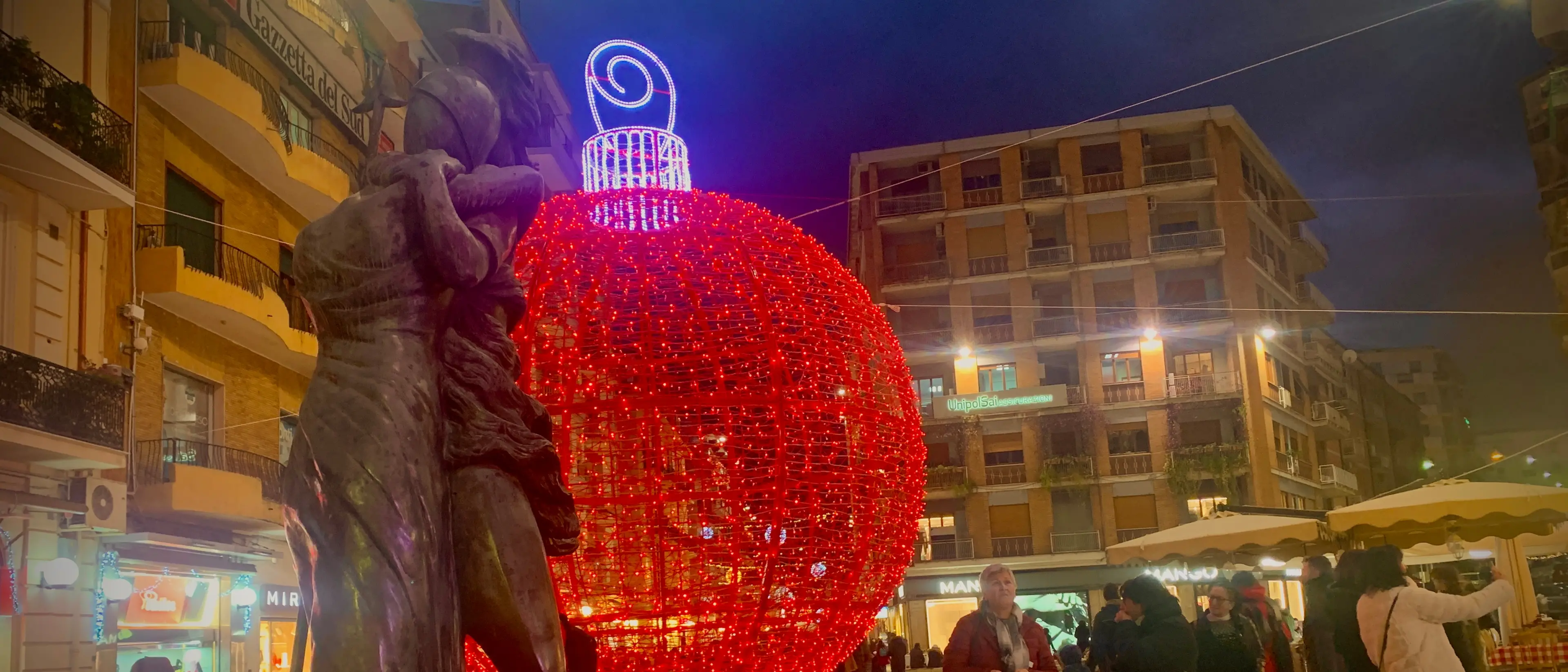 Cosenza, Cenerentola di Capodanno aspetta una magia per salvare il concertone