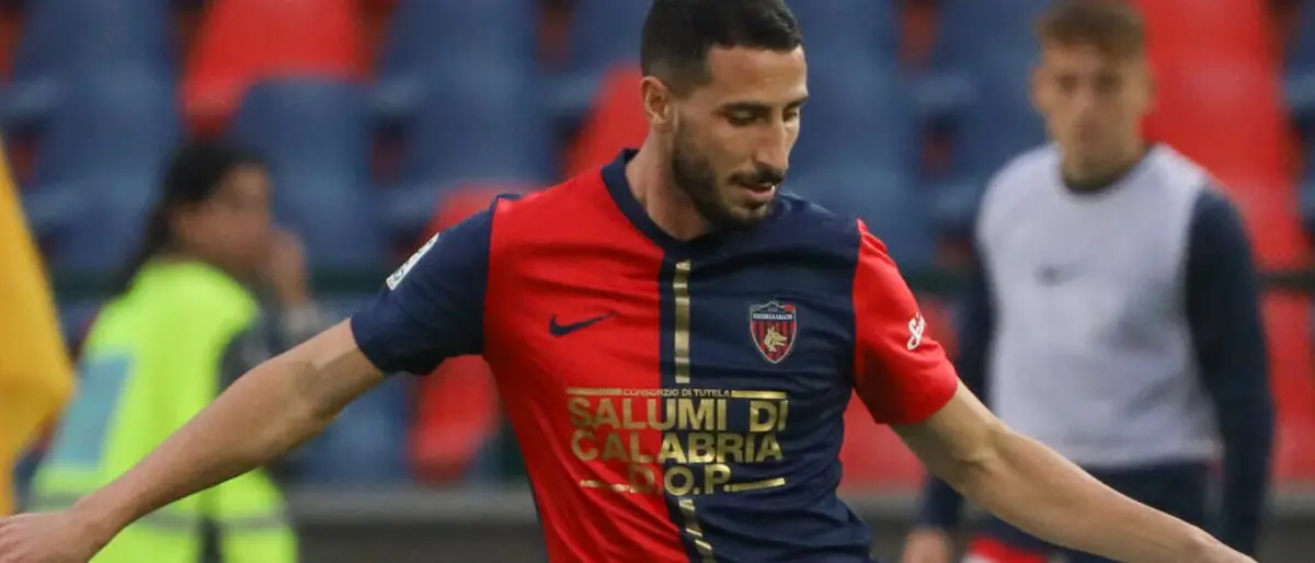 Cosenza, ufficiale Camigliano all'Ancona. La formula del trasferimento