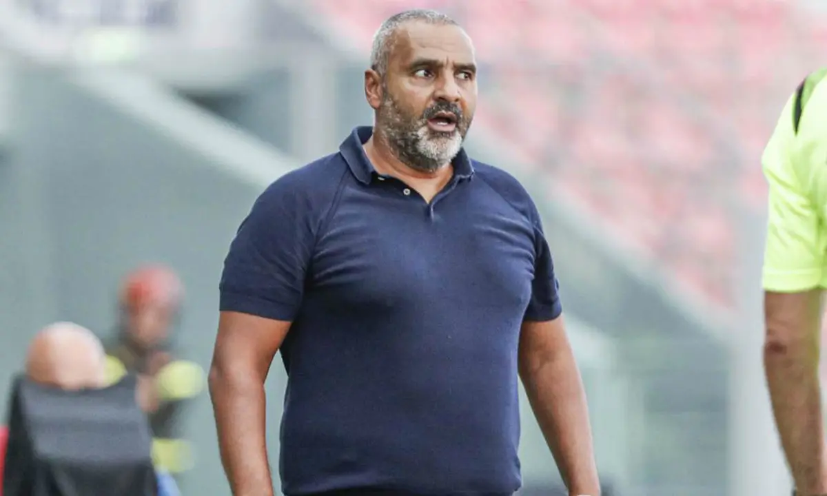 Cagliari, con il Cosenza Liverani rischia la panchina. Squadra in ritiro