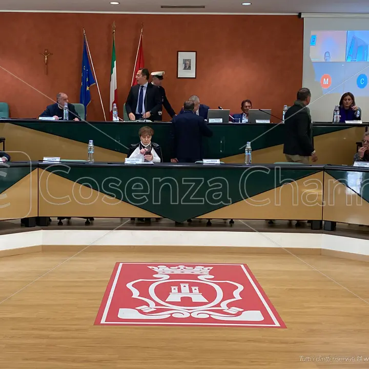 Elezioni Rende, il Pd propone ufficialmente Bilotti come candidato a sindaco. No dagli alleati