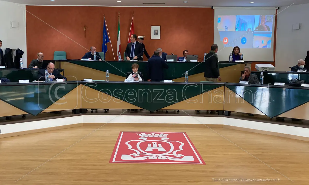 Elezioni Rende, il Pd propone ufficialmente Bilotti come candidato a sindaco. No dagli alleati