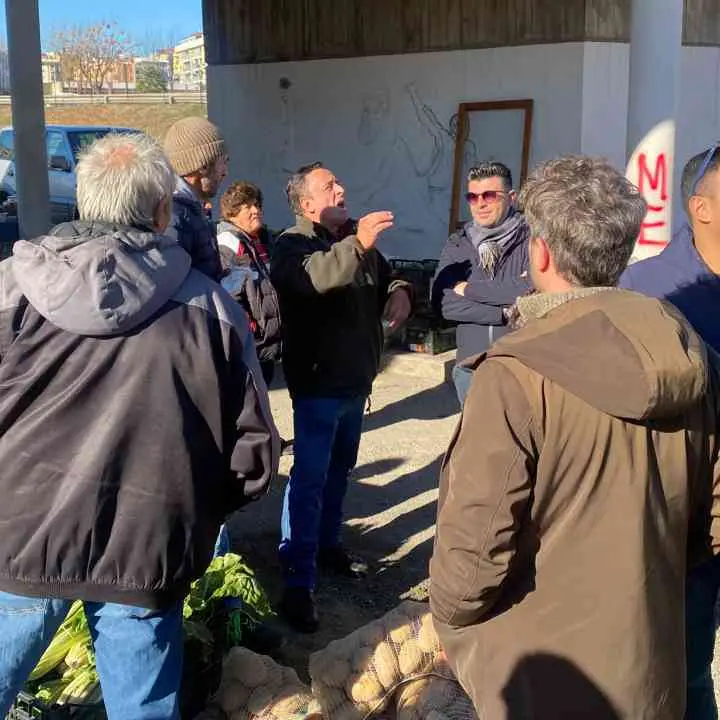 Cosenza, i contadini di Vaglio Lise: «Gli spazi sono ok, ma la gente non sa che ci siamo» | VIDEO