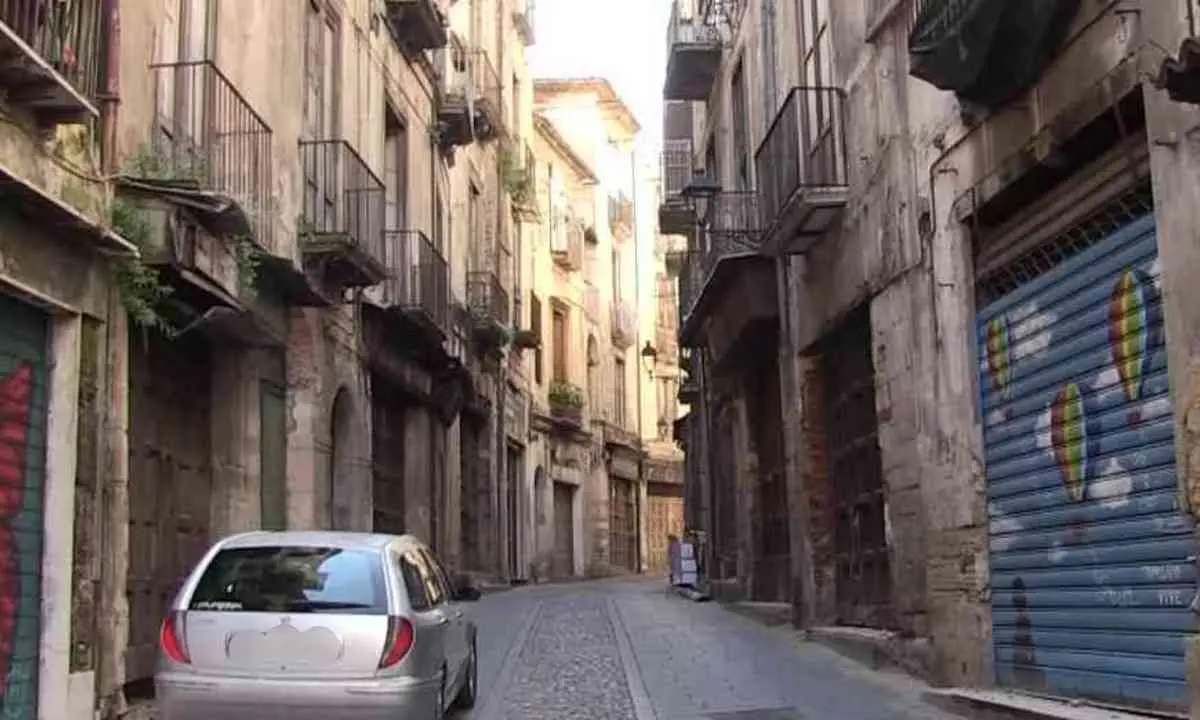 Torna nel centro storico di Cosenza il mercato artigianale