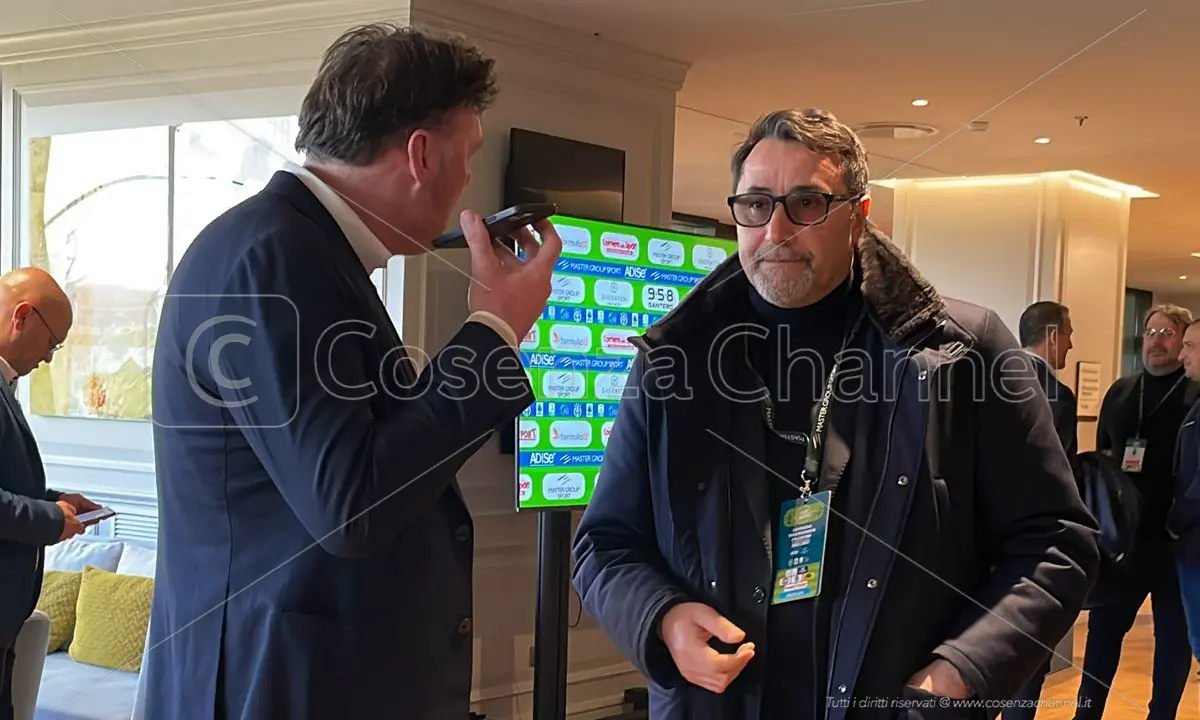 Calciomercato Cosenza: lo speciale sul network LaC. Trattative in tempo reale