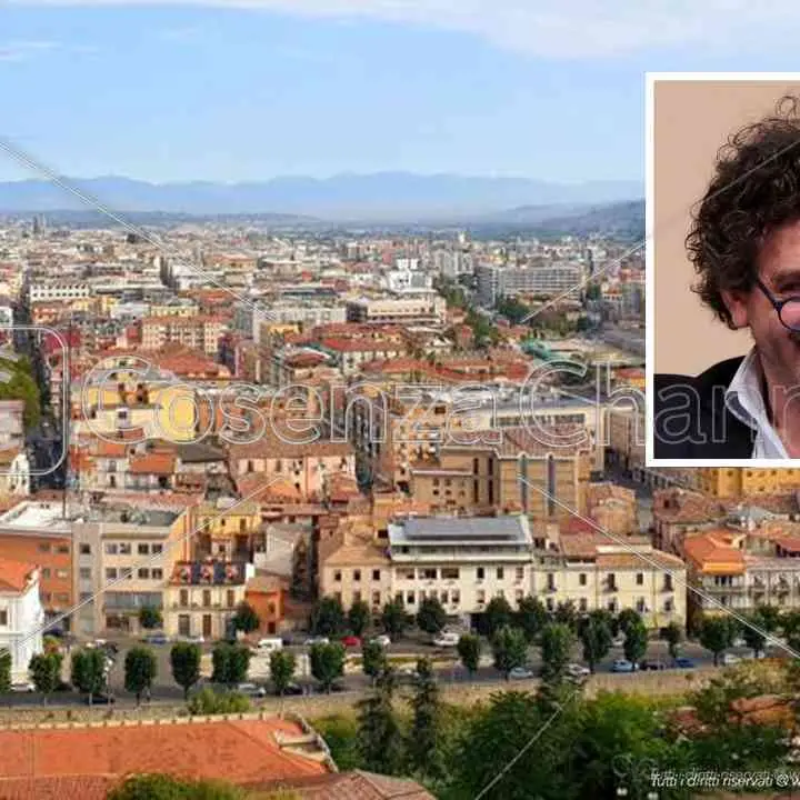 L'INTERVISTA | I vantaggi economici delle fusioni, ecco il parere del docente dell'Unical Francesco Aiello