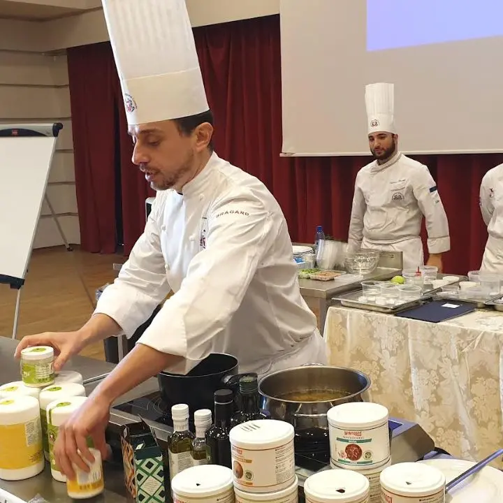 Cosenza, corso professionale per cuochi e aspiranti chef
