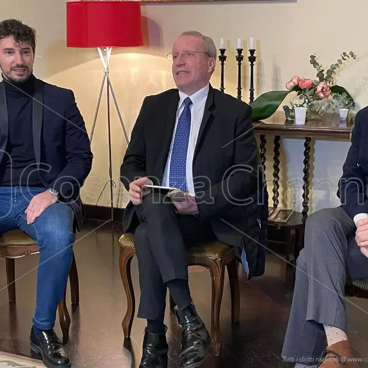 Dai monti Nebrodi alla Sila, un viaggio letterario che arriva fino a Cosenza | VIDEO