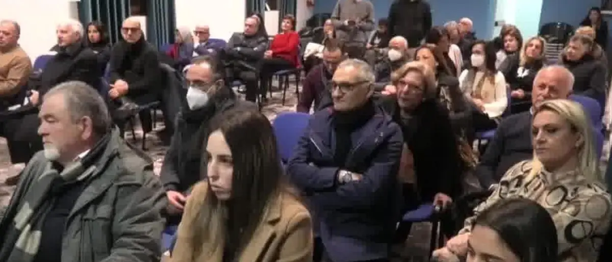 Operatori sanitari in prima linea contro il Covid, l'encomio del comune di Fuscaldo | VIDEO