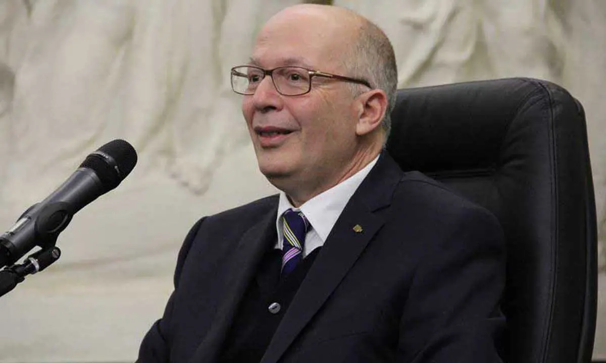 Unical, Roberto Guarasci confermato all'unanimità direttore del Dices