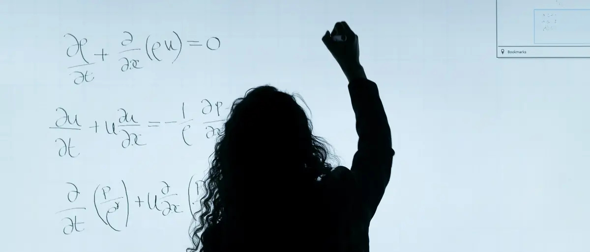 A Cosenza i punteggi peggiori in Calabria nello studio delle materie scientifiche: ecco il report