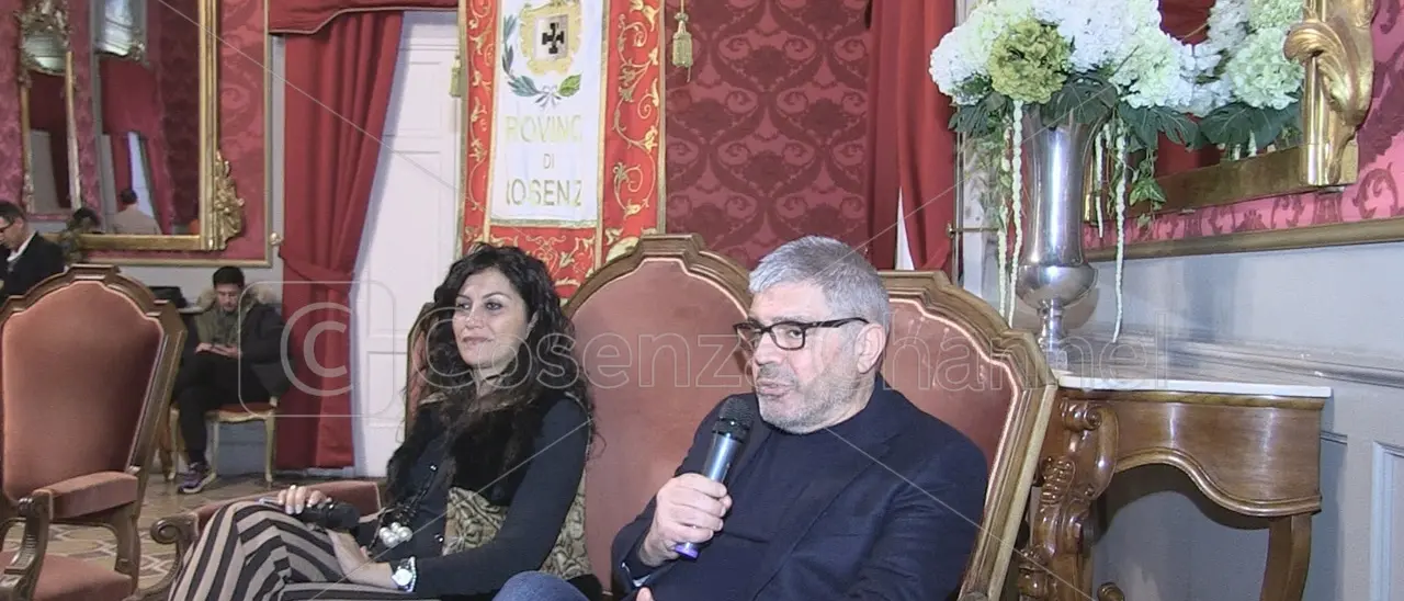 Van Gogh Cafè, la commedia musicale sul geniale pittore olandese sbarca al Rendano | VIDEO