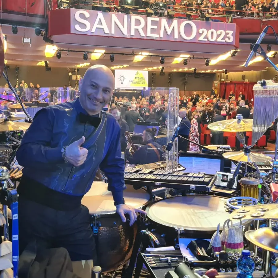 Sanremo, il ritmo del cosentino Tarcisio Molinaro colora l'Ariston: «È il mio festival della felicità»