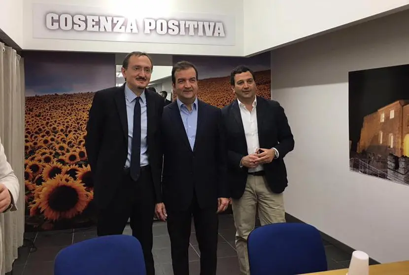 Occhiuto a Guccione: \"Pd cosentino espressione di illegalità\"