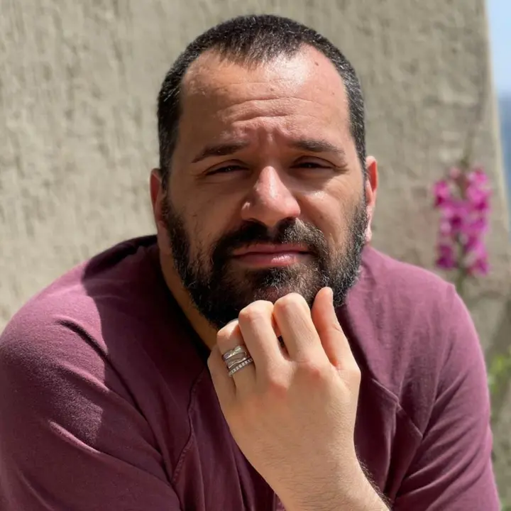 Libri, l’annuncio del regista Giovanni Carpanzano: «\"Vite di cristallo\" diventerà un film»