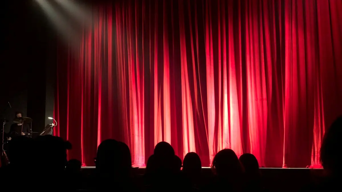 Il teatro incontra la scuola: \"Leggere, scrivere e fare teatro... in ricordo di Maurizio Mari\" torna all'Unical
