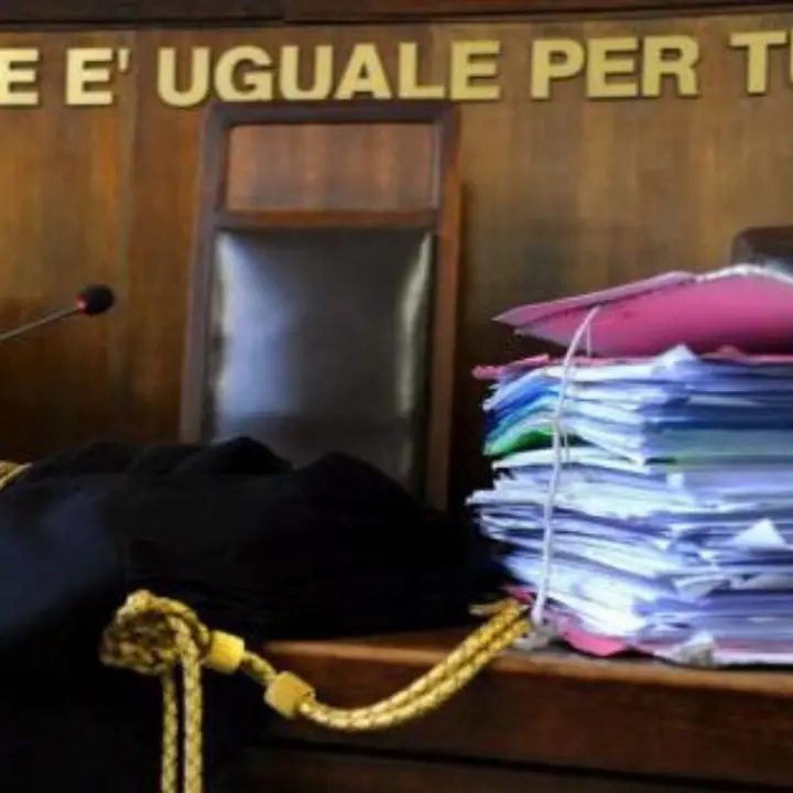 Cosenza, il tribunale risarcisce una donna per aver contratto la peritonite post-operatoria